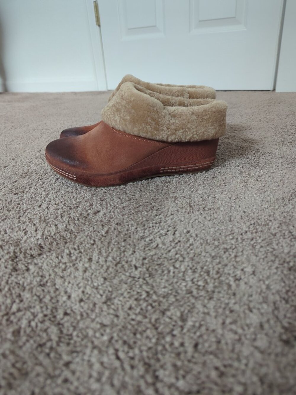 Antelope N08 Toppa Suede Brown Faux Fur Wedge Clogs Mules Womens 9-9.5 Sundance